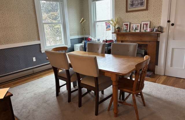 230 W Fifth St photos photos