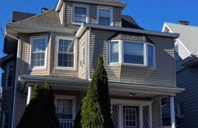46 N Willow St - 46 North Willow Street, Montclair, NJ 07042
