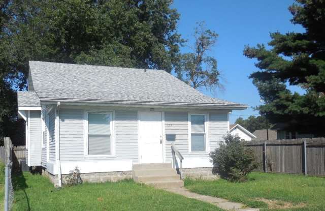 Two Bedroom Home w/Enclosed Sunroom and Private Back Yard! photos photos