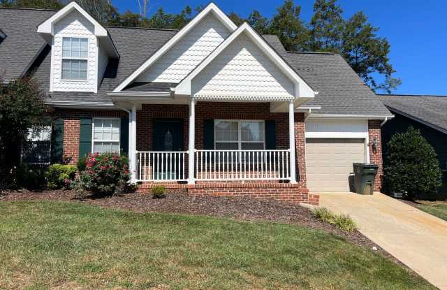 3 bedroom + loft  2.5 bedroom in gated community photos photos