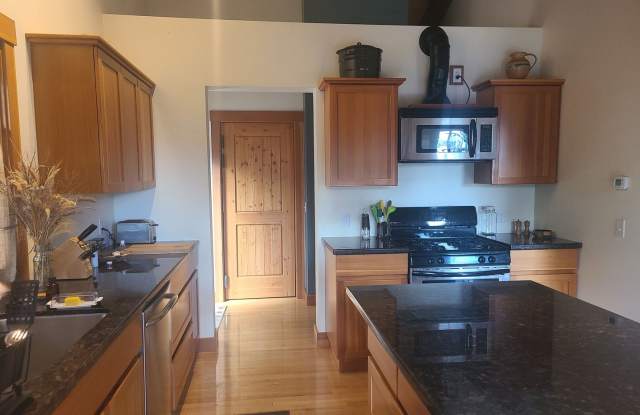 Lovely Rental Home on Cady Mountain photos photos Lovely Rental Home on Cady Mountain photos photos