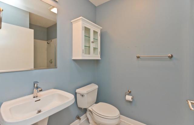 843 W Monroe St photos photos