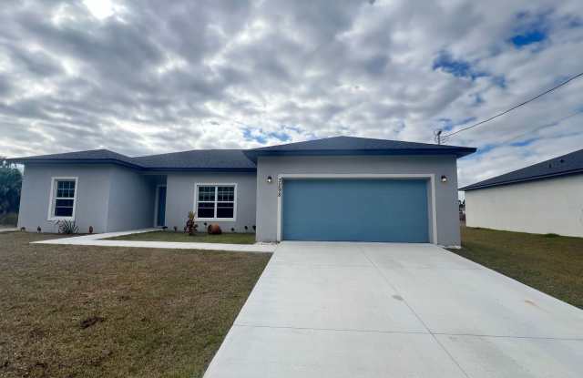 Stunning 3 Bedroom, 2 Bath Home in Palm Bay! photos photos