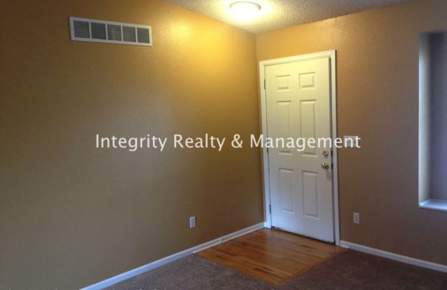 9805 Castle Ridge Cir Gallery 4