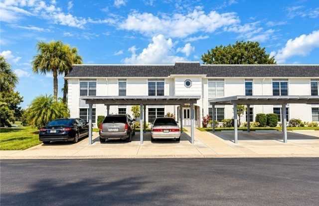 6844 Sandtrap Drive Gallery 1