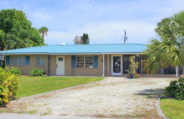 3707 118TH STREET W Gallery 2