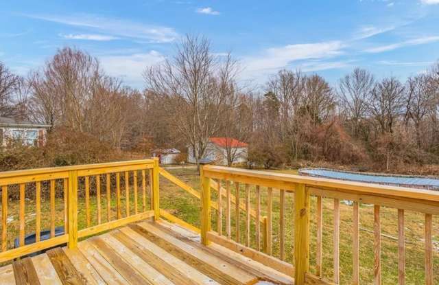2/ 1 Home for Rent! Gallery 3