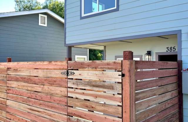 1-Bed/1-Bath Near Downtown San Luis Obispo and Cal Poly - 385 Lemon Street, San Luis Obispo, CA 93405