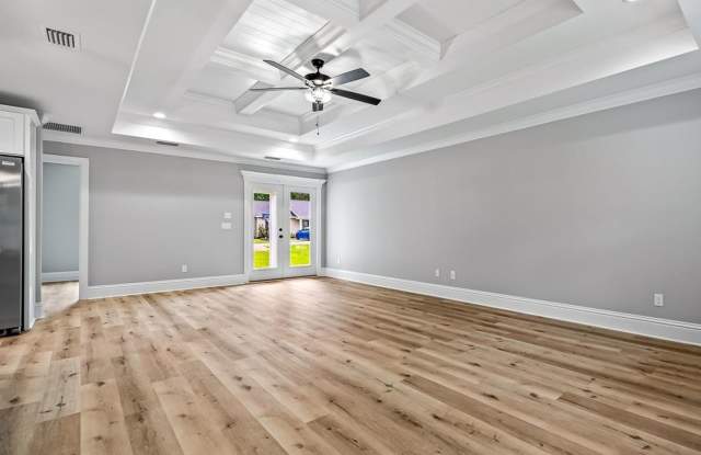 Charming 3 Bedroom Home Available Now! Gallery 3
