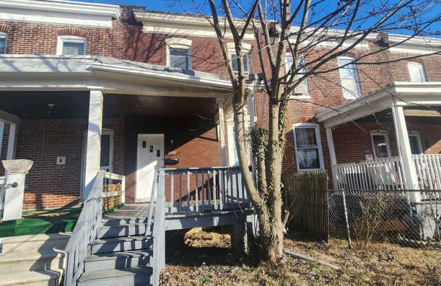 Cozy 2 Bedroom Home in West Baltimore photos photos