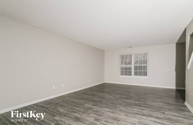4211 Village Trace Drive Gallery 3