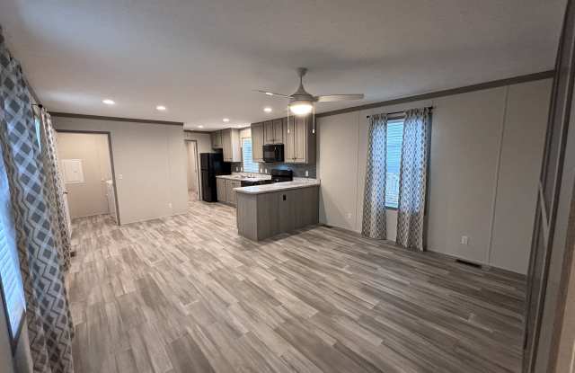 9582 Seaway Dr Gallery 3