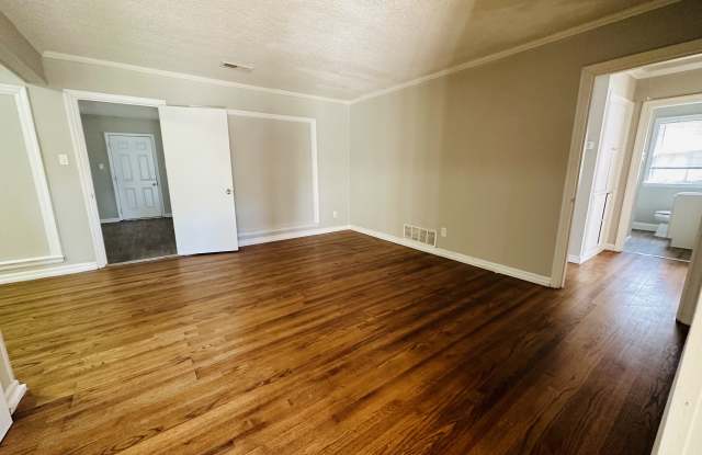 2176 Vollintine Ave Gallery 2