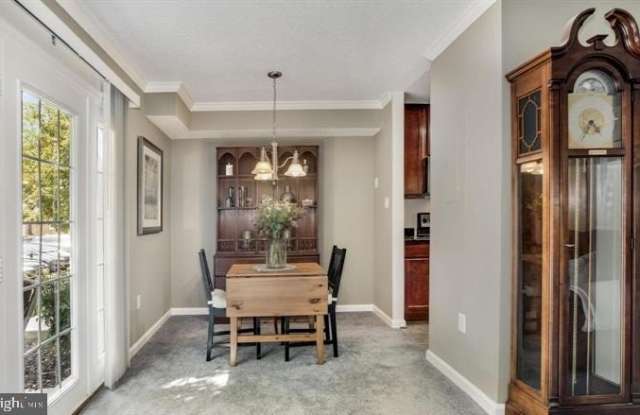 15611 HORSESHOE LANE Gallery 3