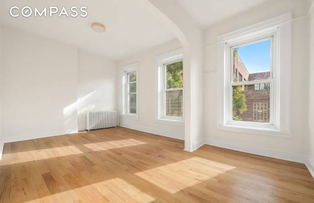 439 Union Street - 439 Union Street, Brooklyn, NY 11231 439 Union Street - 439 Union Street, Brooklyn, NY 11231