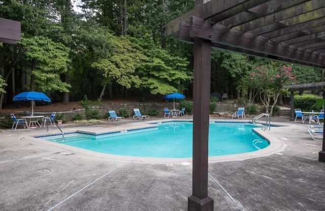 305 River Run Drive photos photos