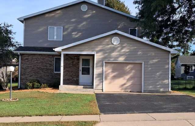 Woodridge Housing - Large 3 and 4 Bedroom Homes in Tomah, WI Gallery 3
