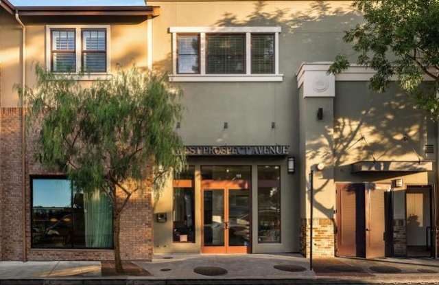 111 W Prospect Ave Unit 206 Gallery 1