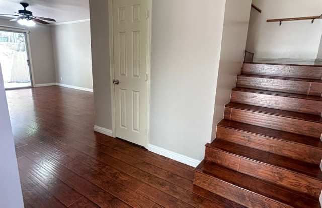 Spacious 2-bedroom with bonus room townhome in most desirable area in City of Arcadia. Award winning Arcadia School District. Gallery 3