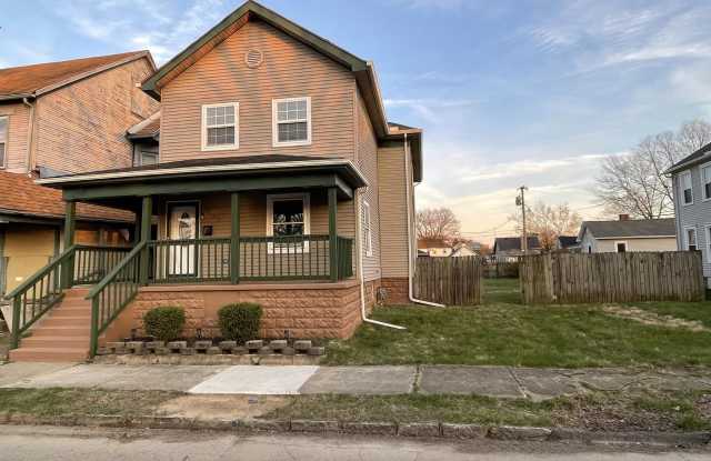 332 E Lincoln St photos photos