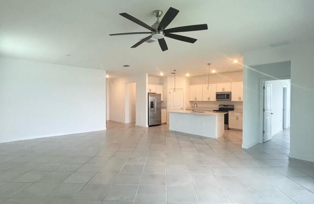 8318 Waterscape Road Gallery 2
