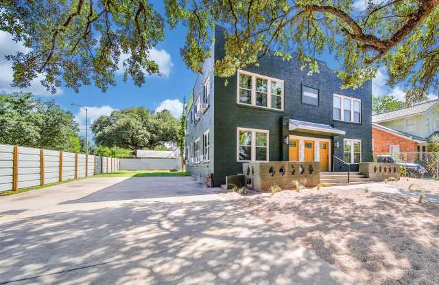 4540 McKinney Street - 1 Gallery 3