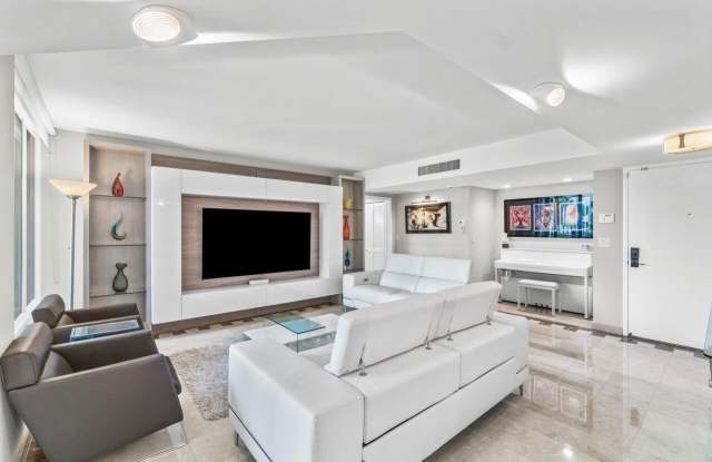 140 SE 5th 343 Avenue - 140 Southeast 5th Avenue, Boca Raton, FL 33432
