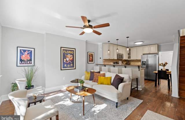 748 S HARSHAW STREET - 748 South Harshaw Street, Philadelphia, PA 19146