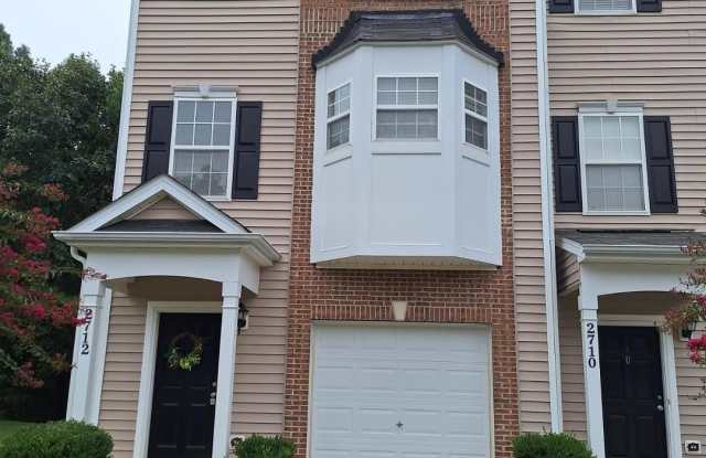2712 Wyntercrest Lane - 2712 Wyntercrest Lane, Durham, NC 27713
