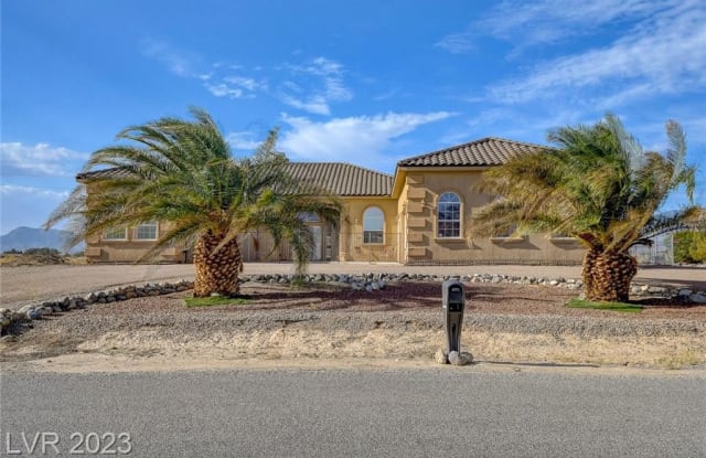 460 East Hickory Street - 460 East Hickory Street, Pahrump, NV 89048