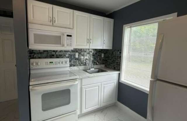 3056 FORD Road Gallery 1