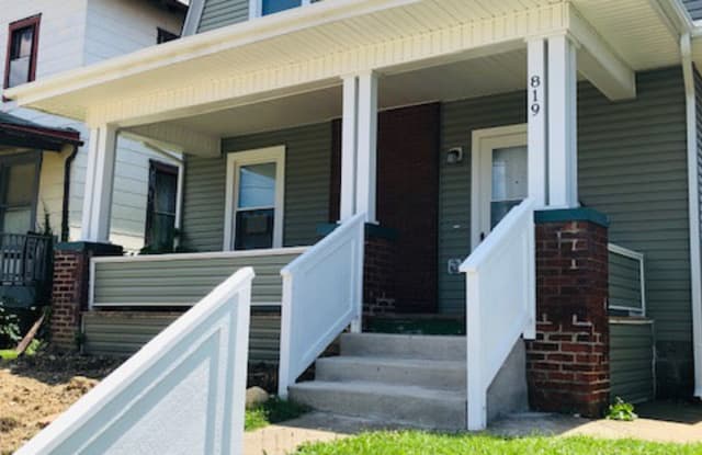 819 E Whittier St - 819 East Whittier Street, Columbus, OH 43206