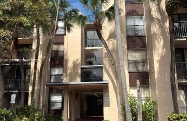 14211 N Kendall Dr photos photos