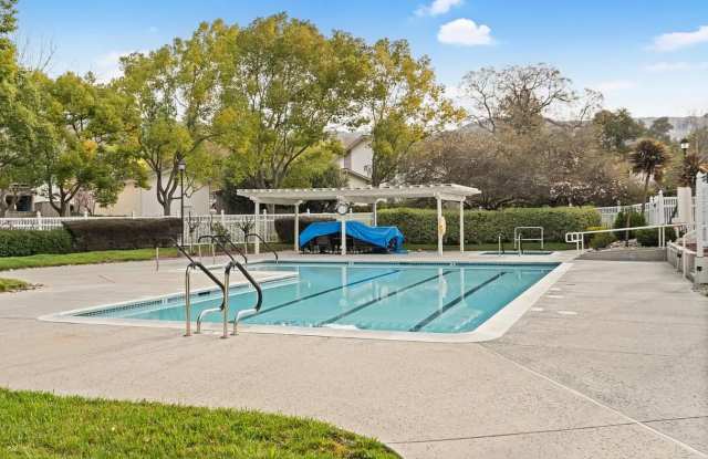 5092 Cribari Pl Gallery 1