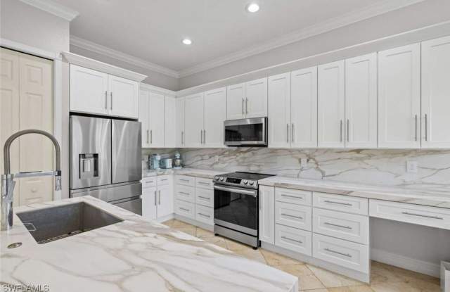 7080 Bergamo Way unit: 201 photos photos