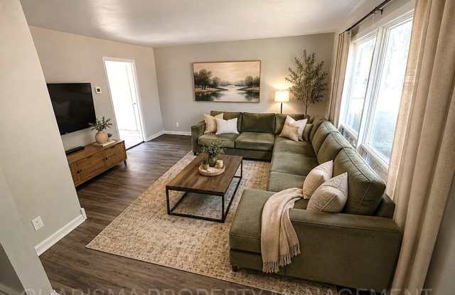 Updated 3 Bedroom Home | Pet Friendly | Prime Location Gallery 1