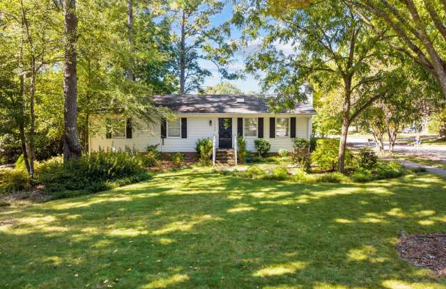 Gorgeous 3 Bedroom Ranch in North Raleigh, updated, pet friendly, fenced-in yard! photos photos