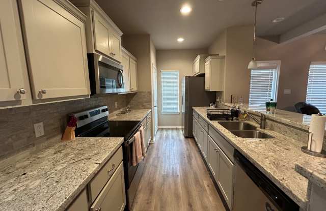 511 Hayes Lane - 1 Gallery 4