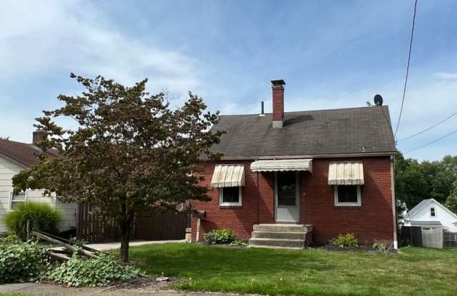 1122 Washington - 1122 Washington Avenue, Girard, OH 44420