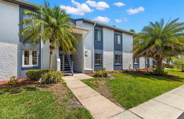 121 CYPRESS LANE - 121 Cypress Lane, East Lake, FL 34677