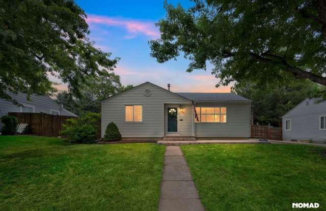 Spacious 3BR House in Denver - 1810 South Fairfax Street, Denver, CO 80222