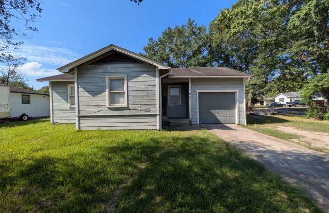 102 Amaryllis Avenue, Orange, TX 77630 Gallery 1