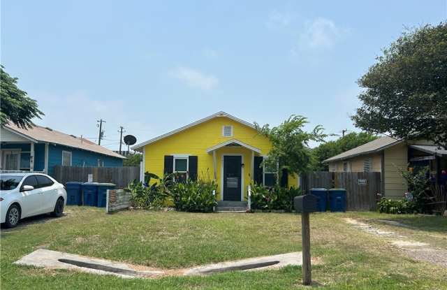 409 Moore Street - 409 Moore Avenue, Portland, TX 78374