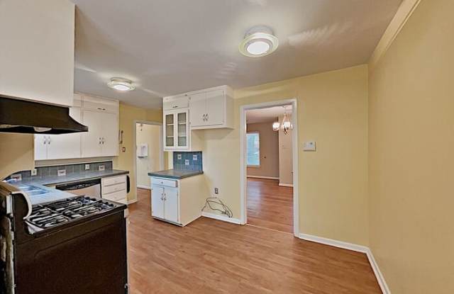 444 Kirkwood Drive Gallery 4