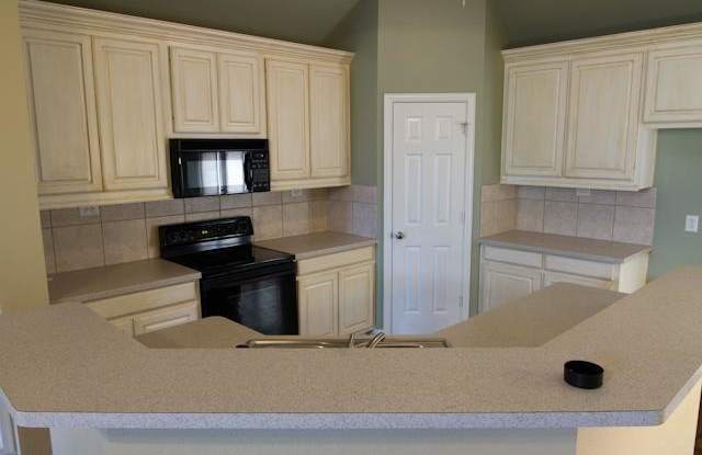 1811 Waterwood Drive Gallery 3