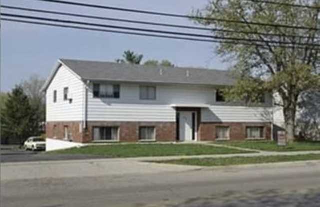 908 West Lake Avenue - 4 photos photos