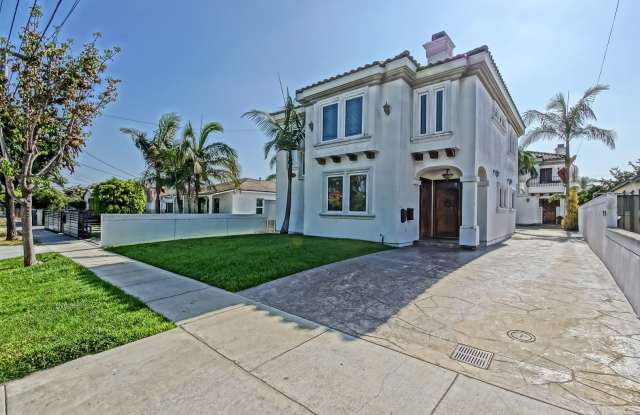 SPACIOUS & BRIGHT, TWO-STORY HOME W/ FRONT YARD, BALCONY & 2-CAR GARAGE CLOSE TO SHOPPING, FREEWAY ACCESS, RB BORDER & MINS TO BEACH! Gallery 3