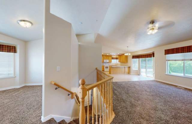 Herriman Rambler with Basement Apartment Gallery 4