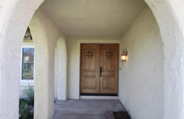 4745 Avedon Road Gallery 2