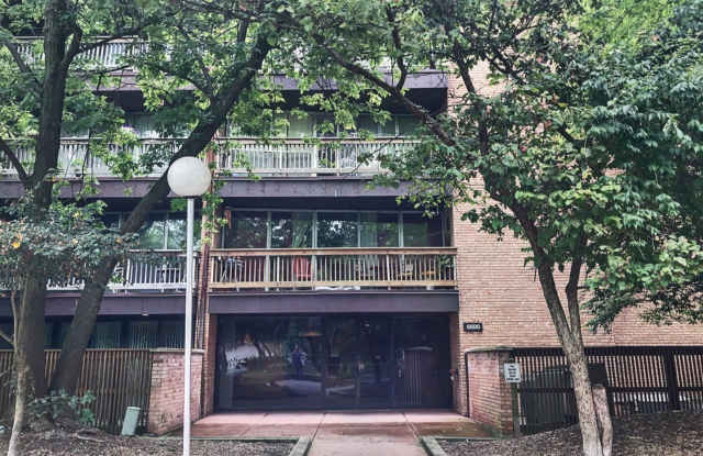 5500 Hillcrest Lane unit: 3C photos photos